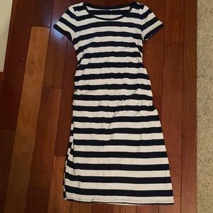 Super Soft and Stretchy Maternity Dress!